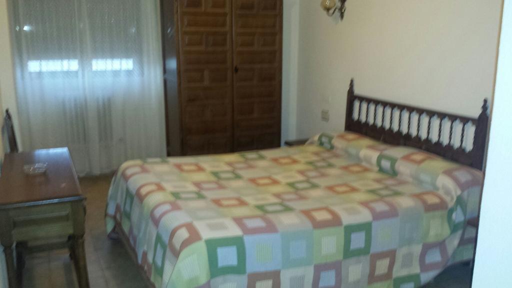 Hostal Botafumeiro Mota del Marqués Eksteriør billede