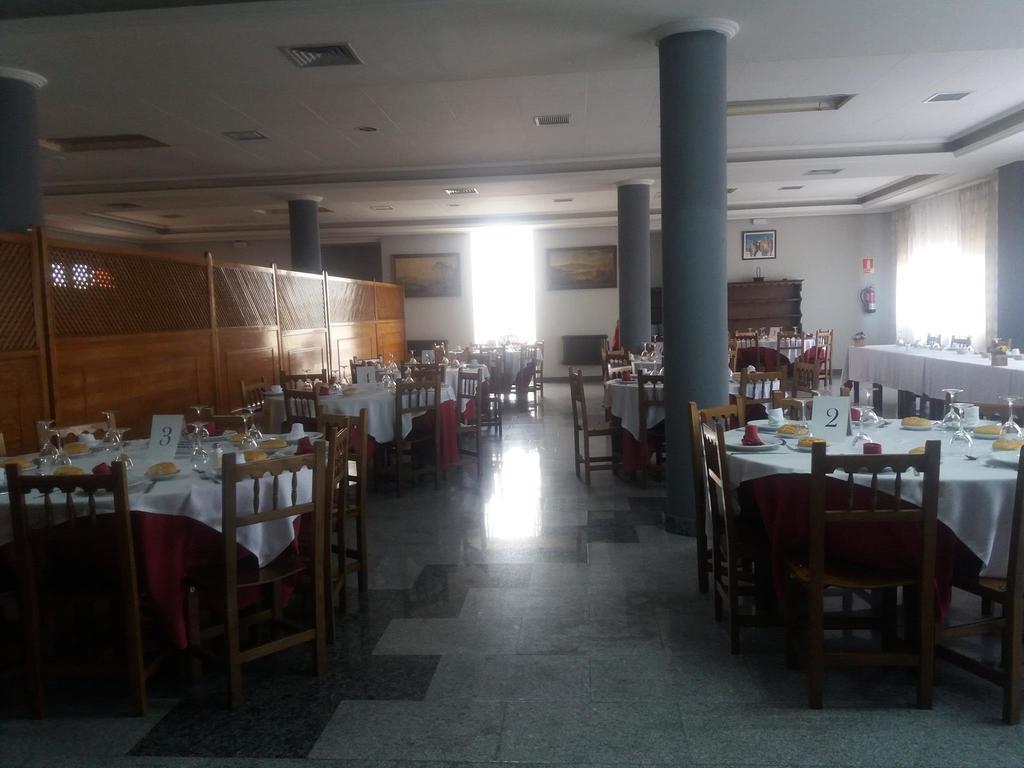 Hostal Botafumeiro Mota del Marqués Eksteriør billede